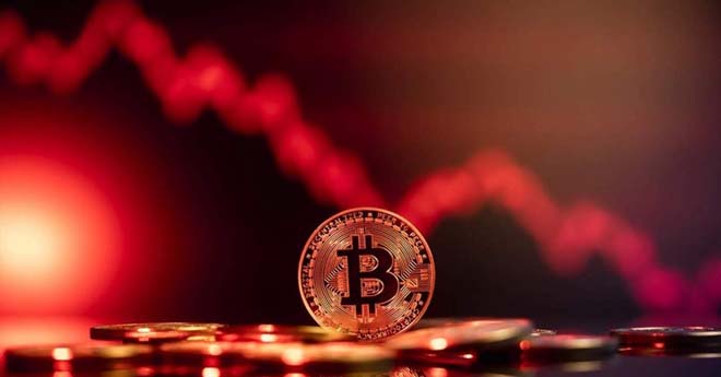 Bitcoin scende sotto i 30.000 dollari