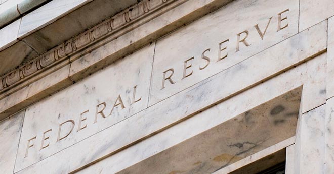 La Fed mantiene i Tassi fermi ma prevede ulteriori rialzi nel 2023