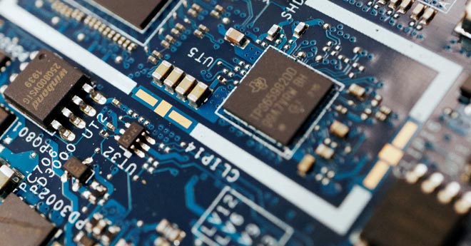 ETF sui Semiconduttori: Investire nel Cuore della Tecnologia Moderna