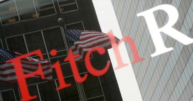 Fitch declassa l'America. Sfide e Opportunità per il Mercato Azionario USA