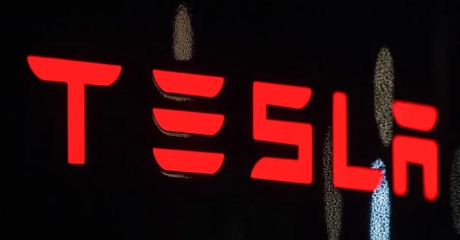 Azioni Tesla: Risalita o Crollo? Le Previsioni degli Esperti