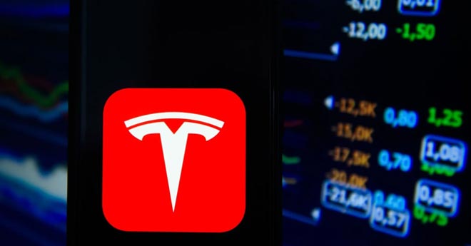 Perché Investire in Azioni Tesla Ora