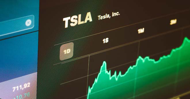 La Valutazione di Tesla: Tra Innovazione e Prezzi Alti