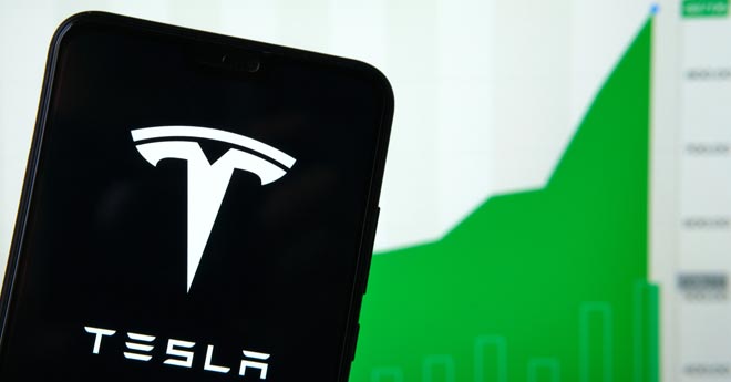 Investire in Tesla: Come 100 Azioni Possono Cambiare la Tua Vita