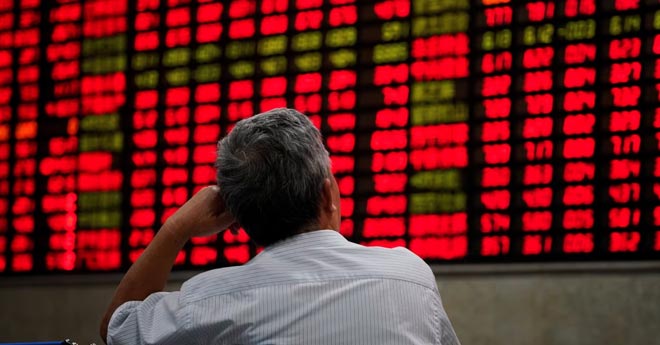 Due Azioni da Vendere: Settori Penalizzati dai Dazi Doganali