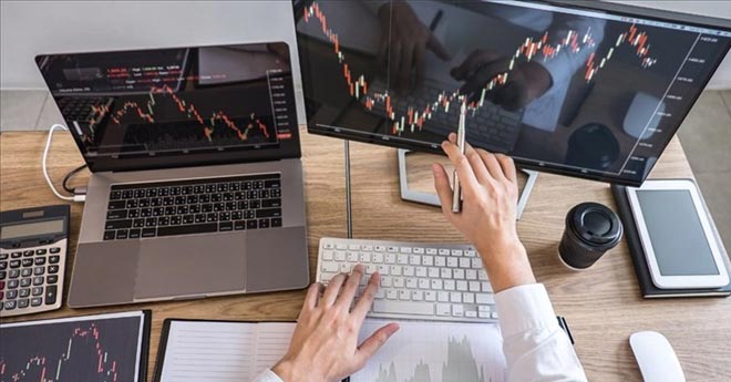 Opportunità di Investimento: 4 Azioni Scontate da Comprare Subito