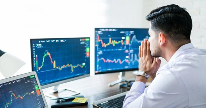 Il Rischio di un Decennio Nero per le Borse: Ecco Cosa Fare Subito