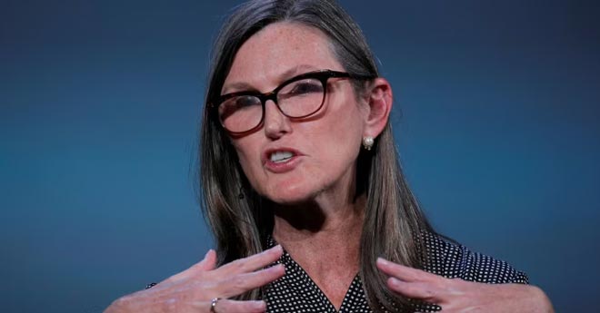 Le Scommesse più Audaci di Cathie Wood per Investire sul Futuro